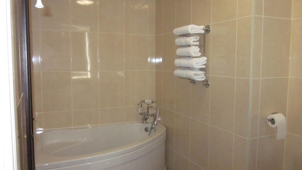 Mourne Country Hotel Newry Room photo