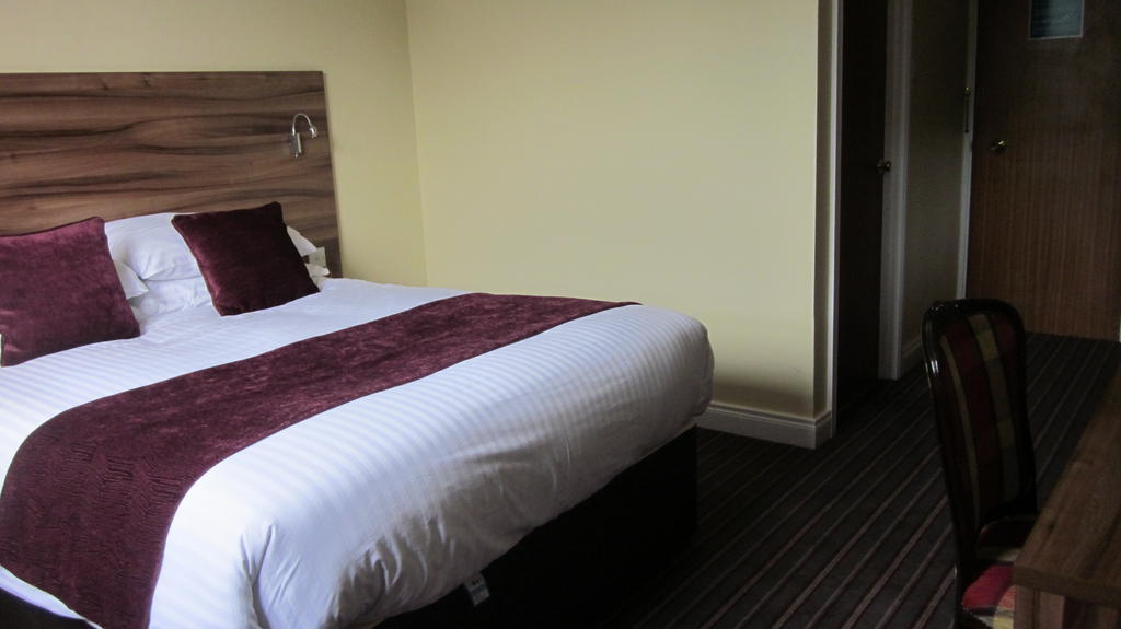 Mourne Country Hotel Newry Room photo